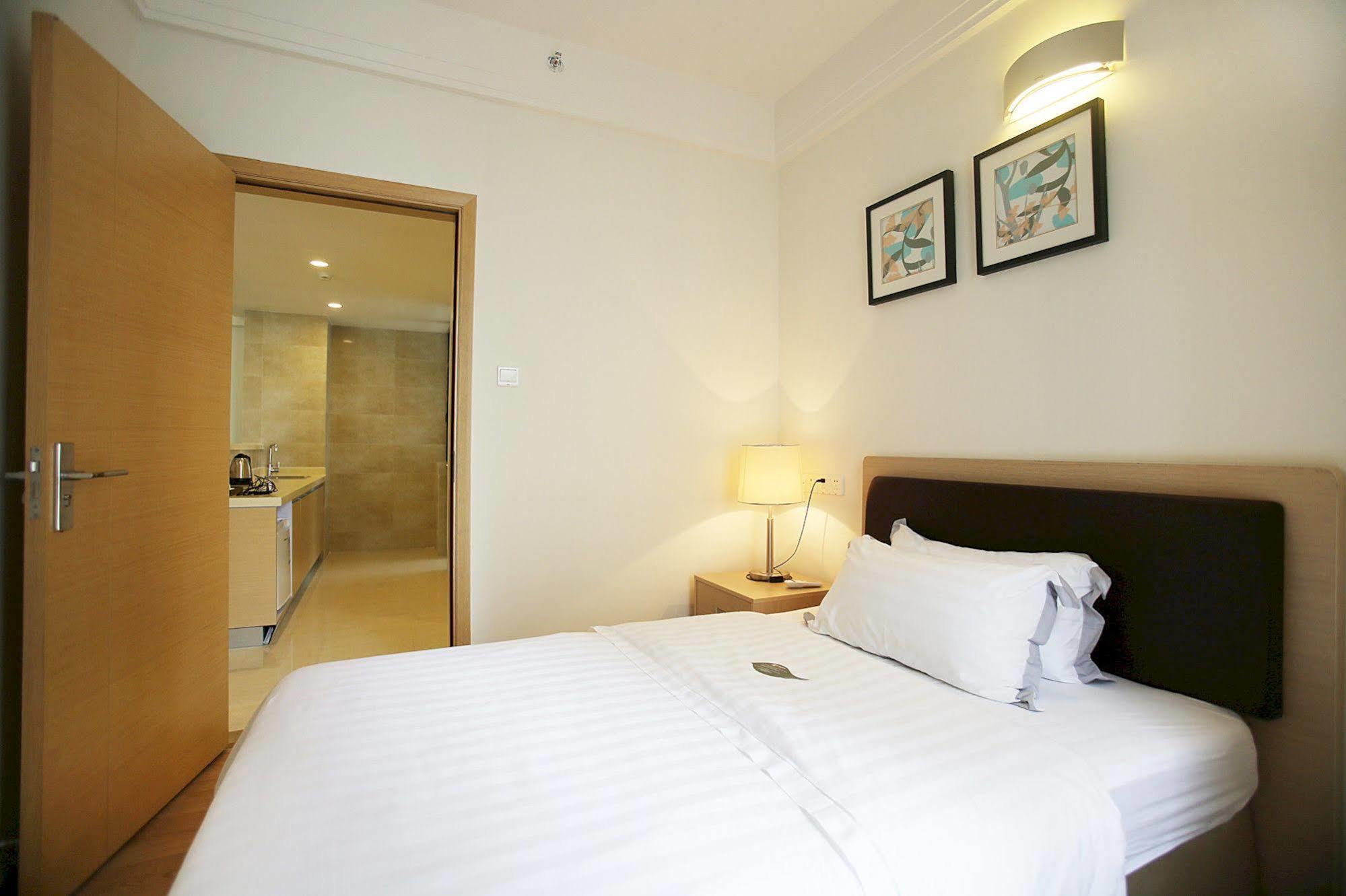 Xcellent International Serviced Apartment Cantão Exterior foto